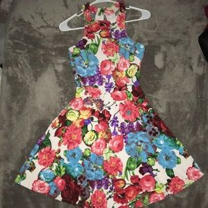 OH SO Pretty Mid Dress